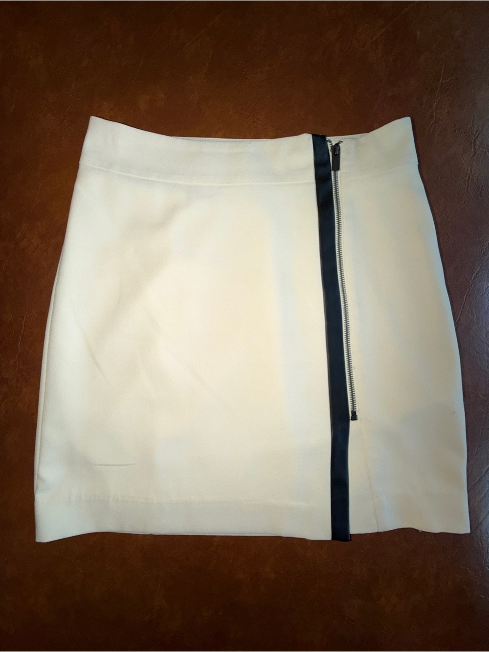 Banana Republic Cream Mini Skirt with Black Zip Accent